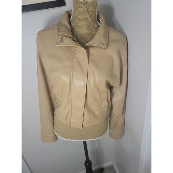 ♤Hostpick♤ Abercrombie Cropped Bomber Jacket Camel Color Size M Vegan Leather - Picture 7 of 16